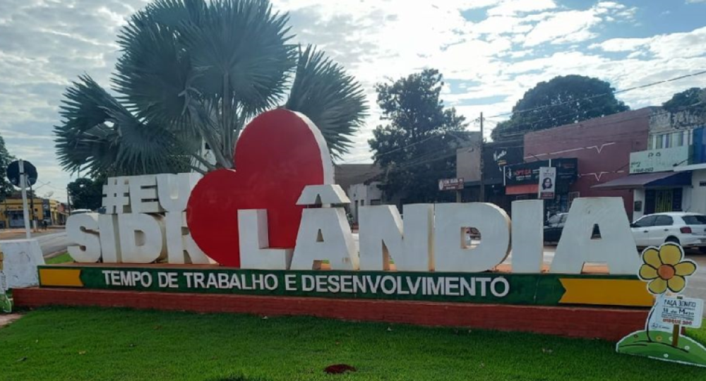 Por que Anunciar em Outdoors em Sidrol&acirc;ndia: Vantagens para o seu Neg&oacute;cio