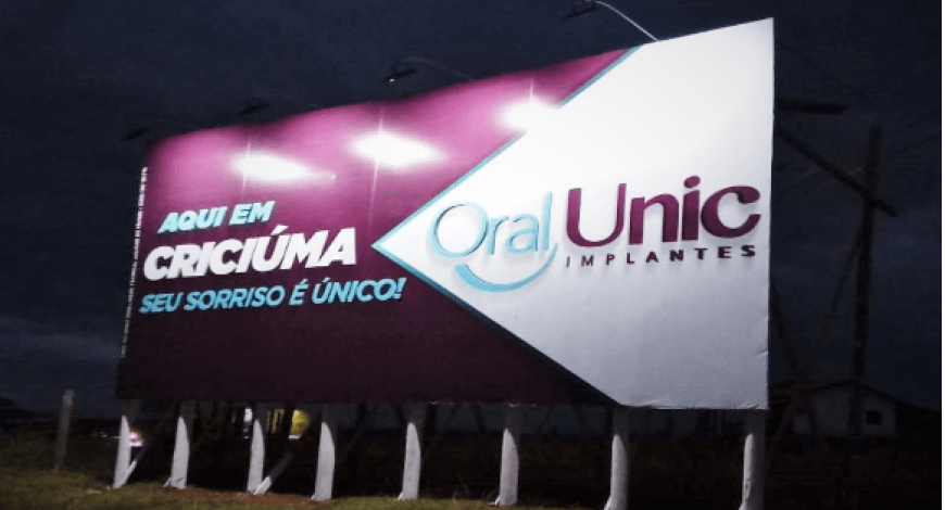 ILUMINA&Ccedil;&Atilde;O EM PAIN&Eacute;IS OUTDOOR